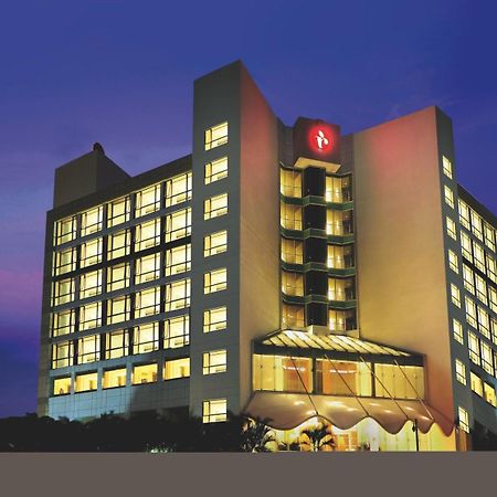 Ramada By Wyndham Navi Mumbai Exterior foto