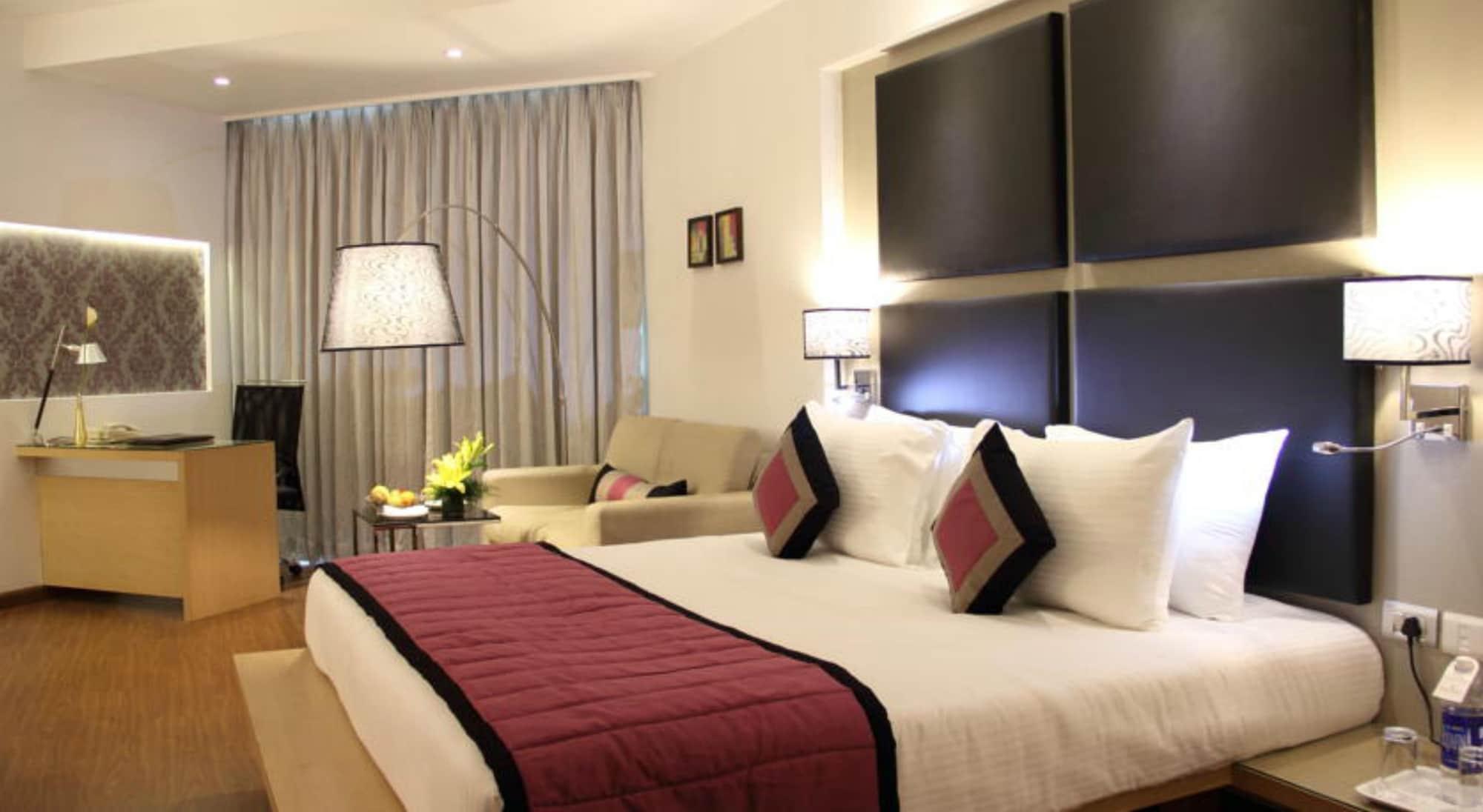 Ramada By Wyndham Navi Mumbai Exterior foto