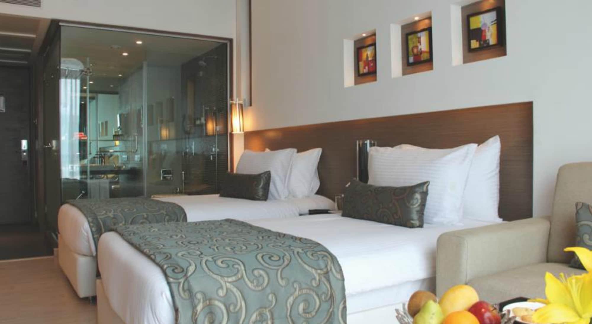Ramada By Wyndham Navi Mumbai Exterior foto