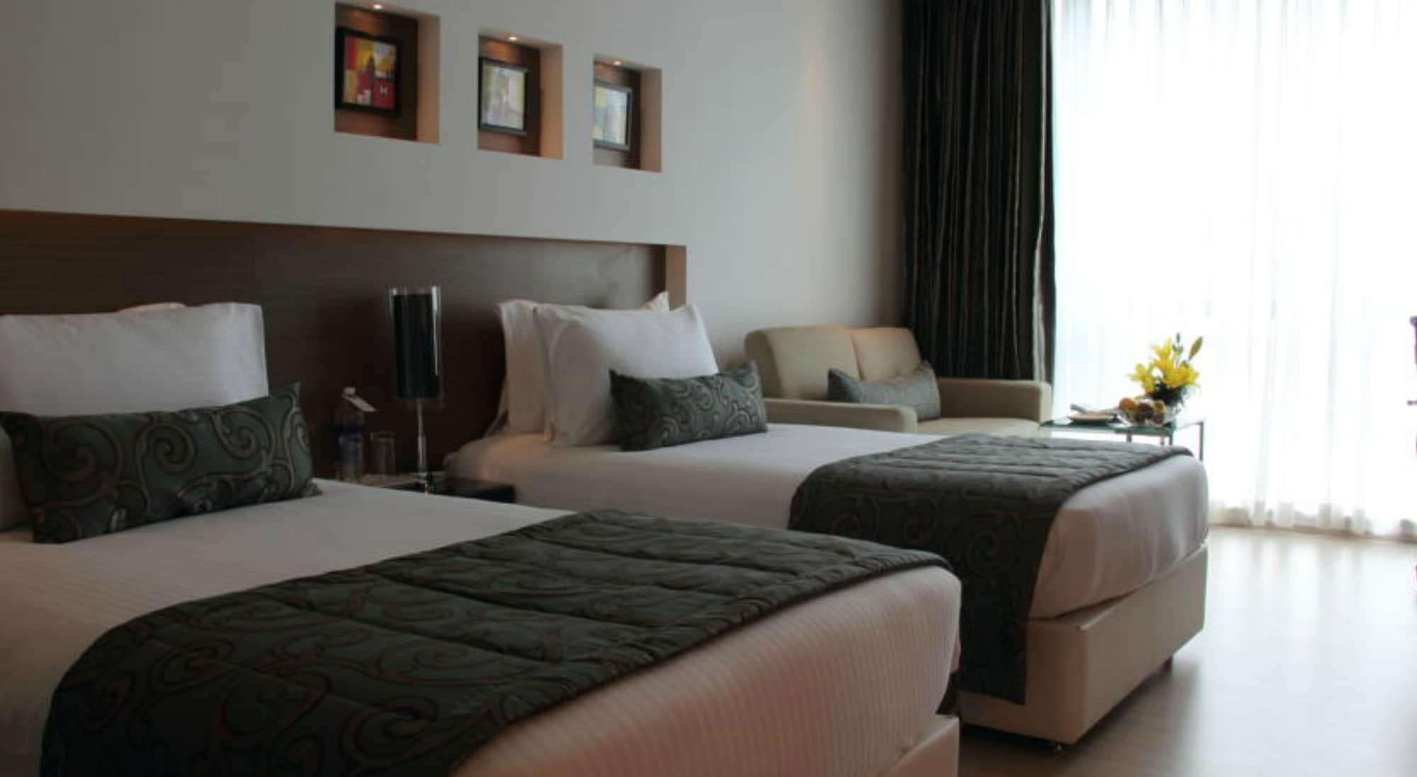 Ramada By Wyndham Navi Mumbai Exterior foto