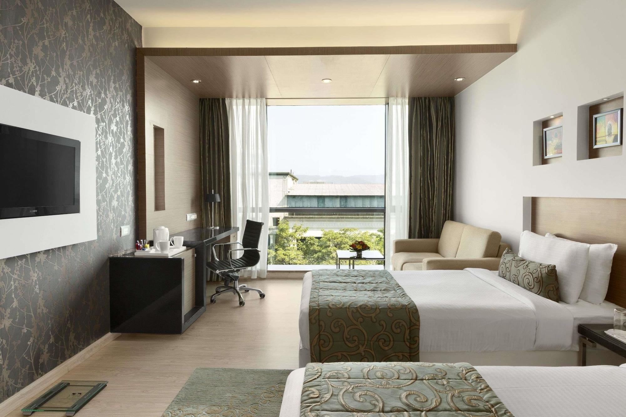 Ramada By Wyndham Navi Mumbai Exterior foto